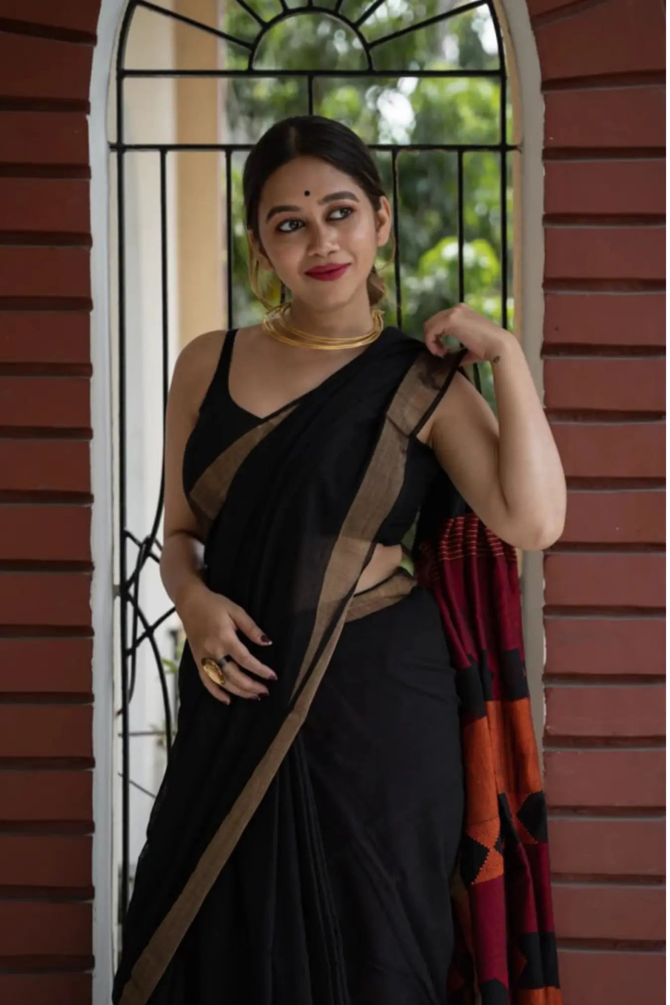 Amazing Designer Weaving Black Colour Cotton Silk Saree