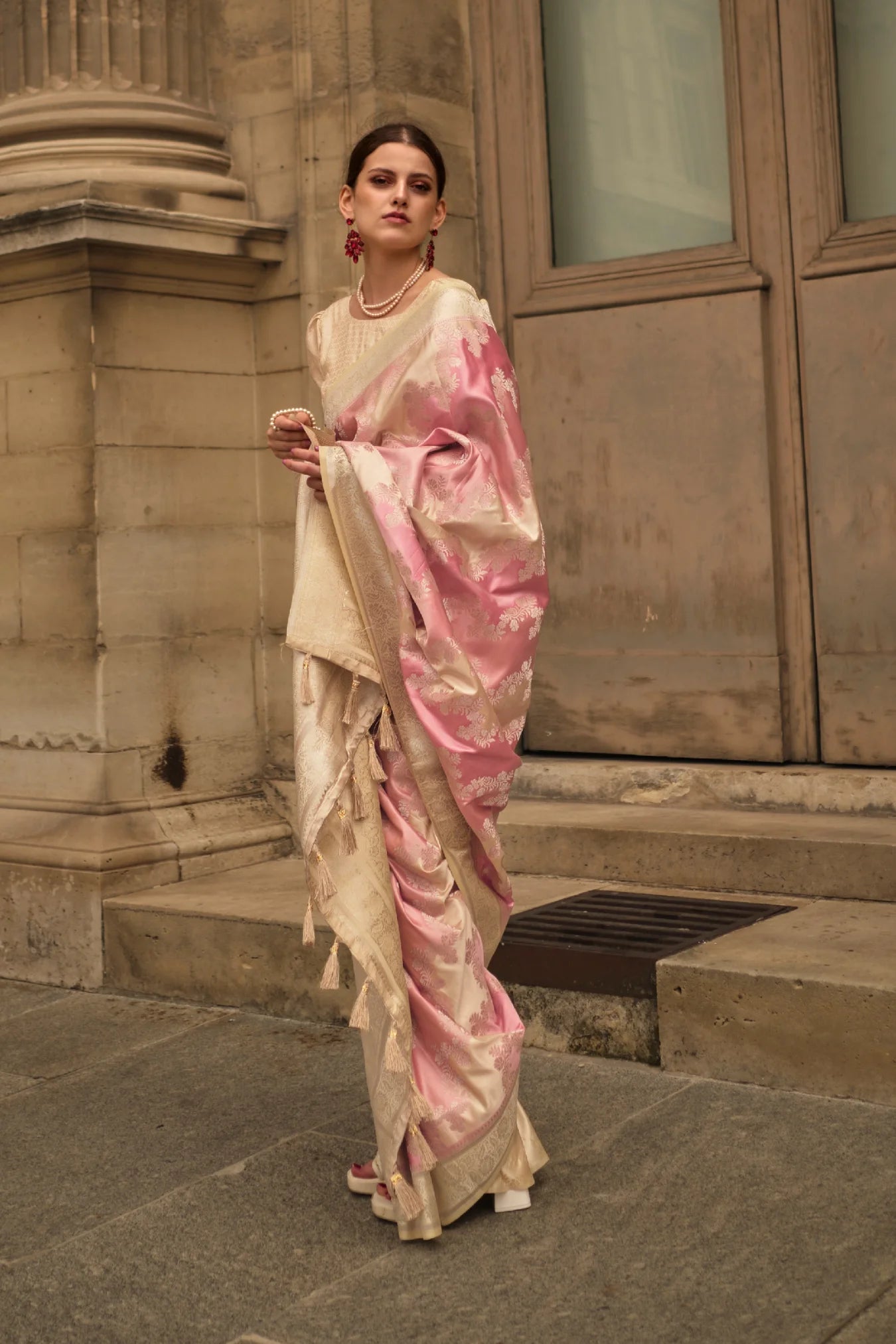 Baby Pink Colour Satin Silk Handloom Saree