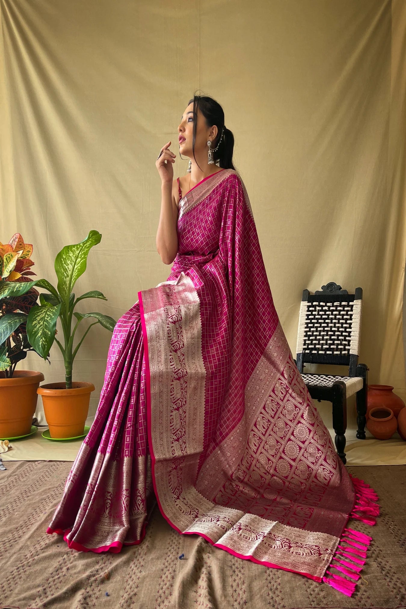 Dark Pink Colour Zari Weaving Soft Silk Saree