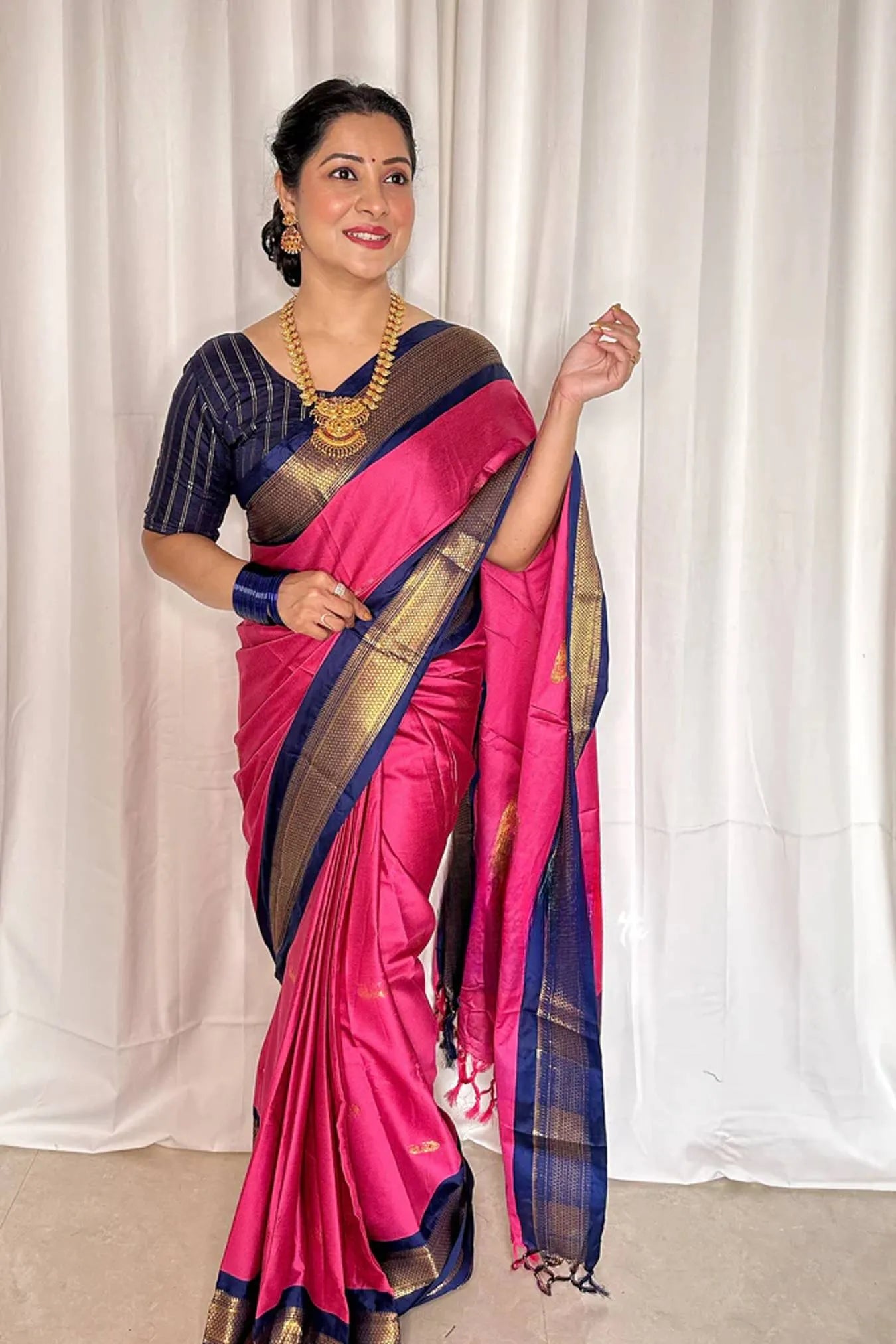 Dark Pink Colour Kanjivaram Silk Saree with Contrast Border