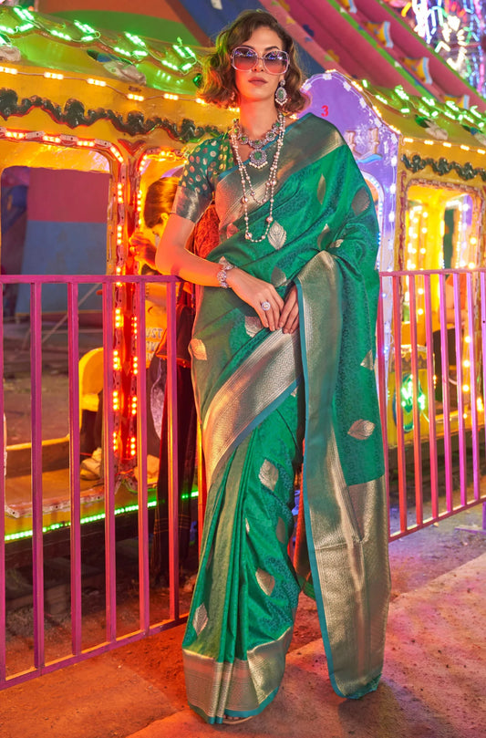 Green Colour Banarasi Handloom Weaving Silk Saree with Blouse Piece