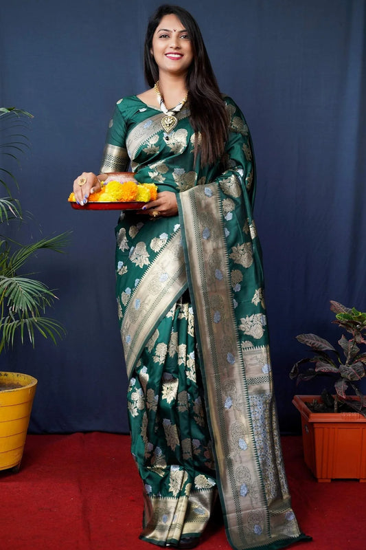 Green Colour Beautiful Banarasi Silk Saree