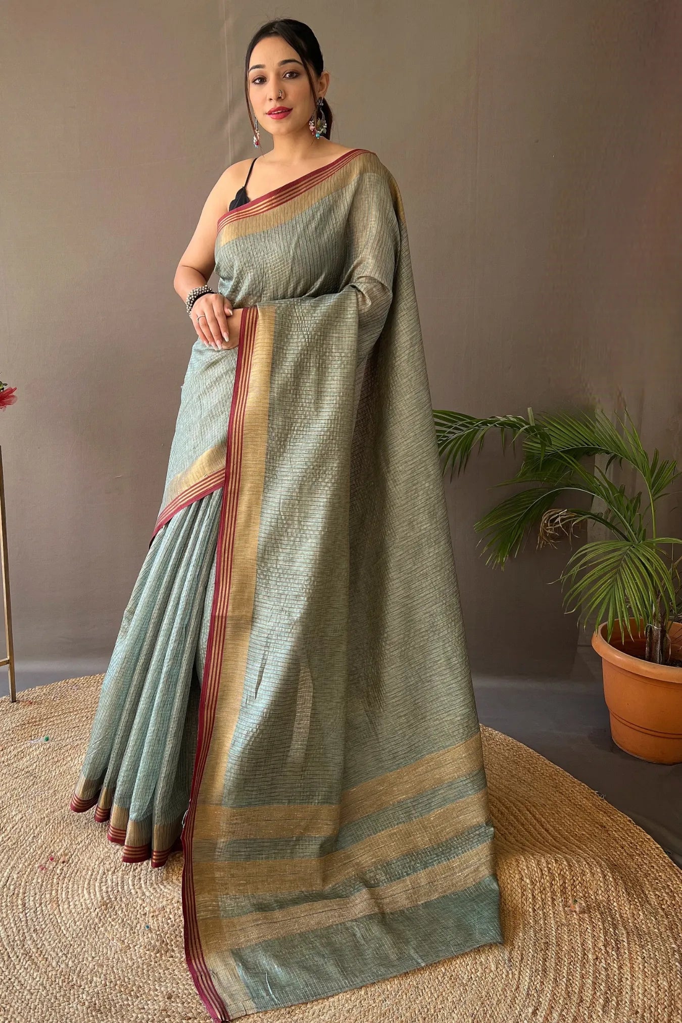 Green Colour Copper Zari Weaving Kanjivaram Silk Saree