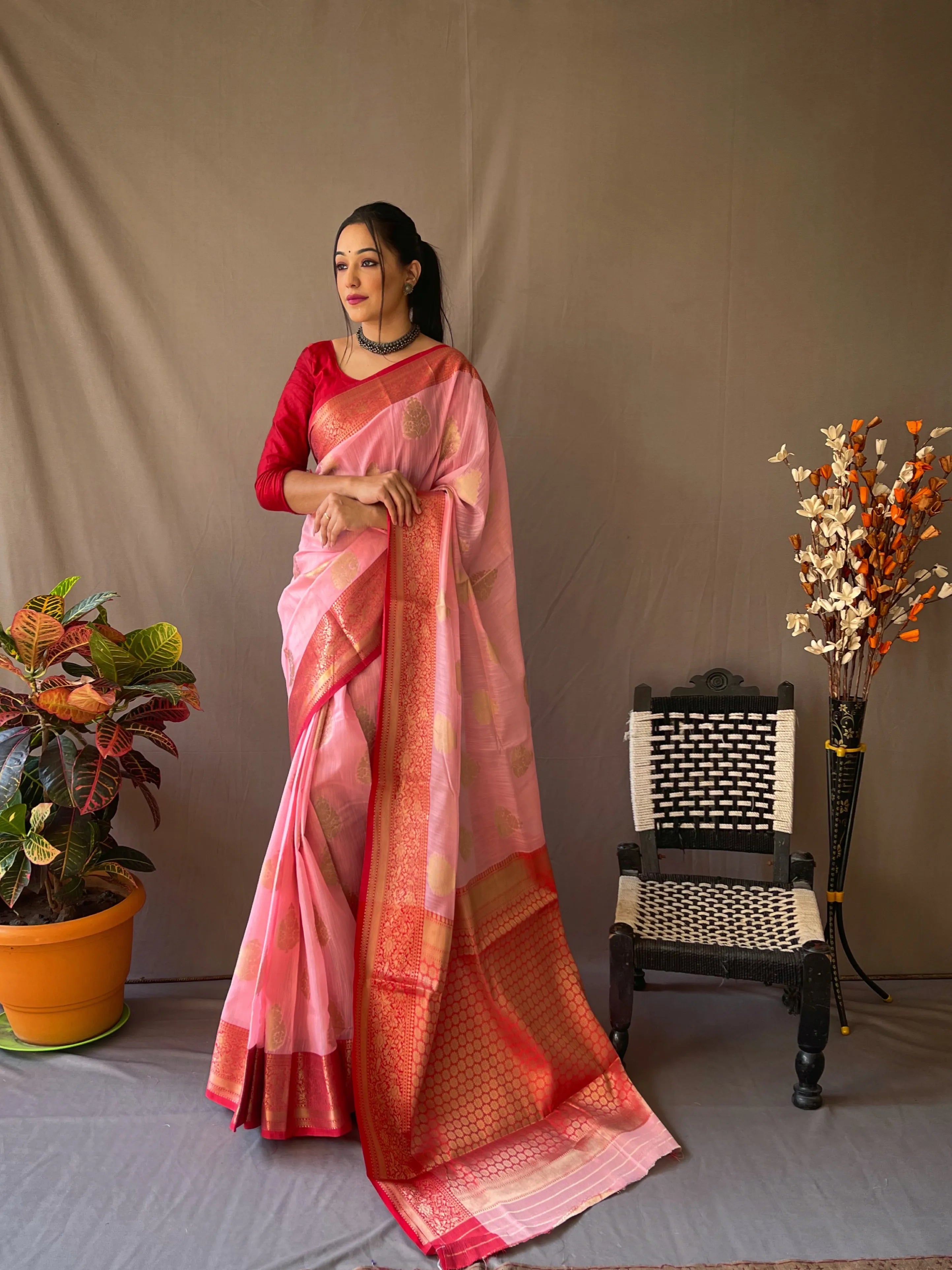 Light Pink Colour Handwoven Linen Silk Saree