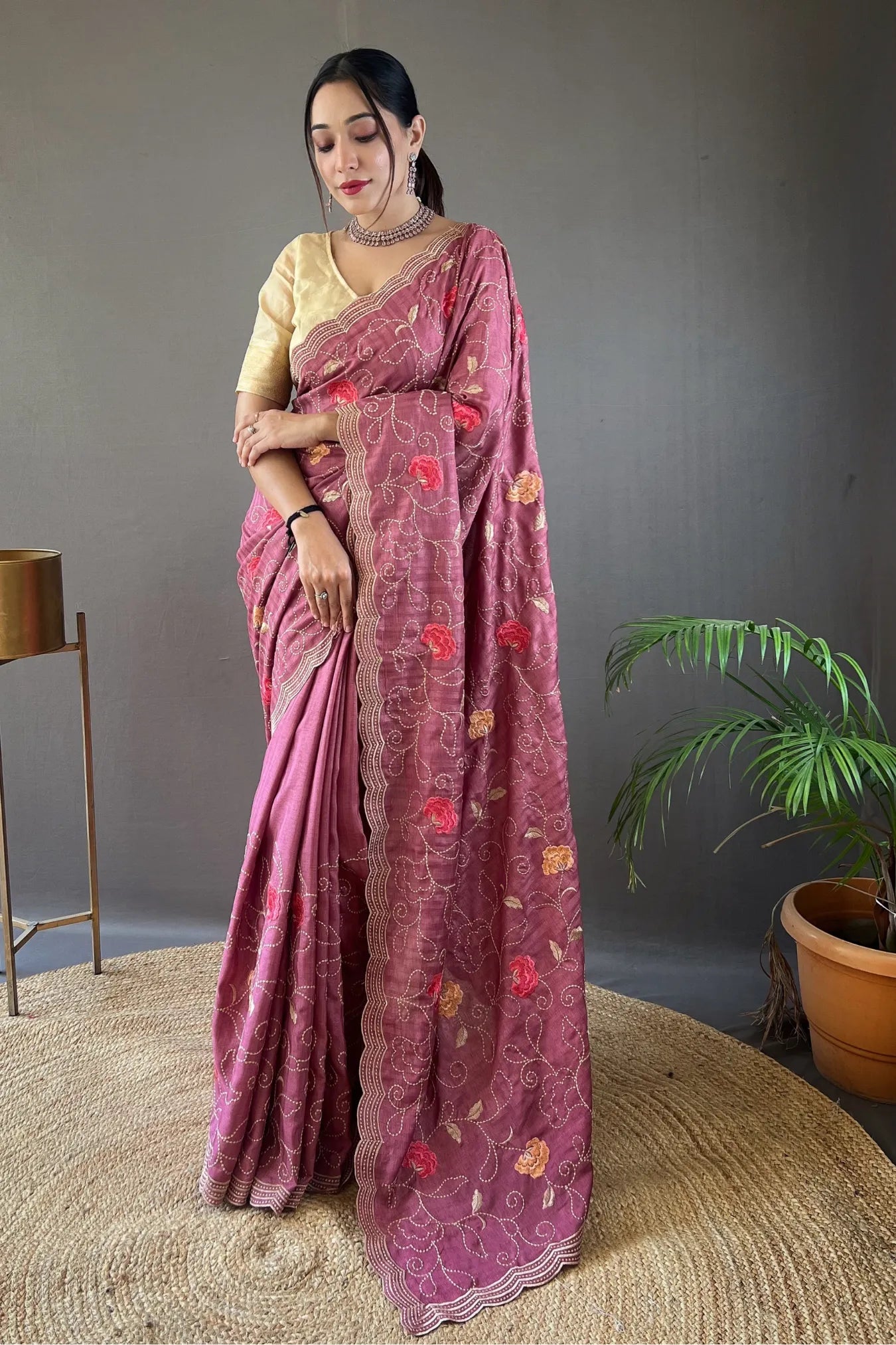Pink Colour Floral Design Handloom Tussar Silk Saree