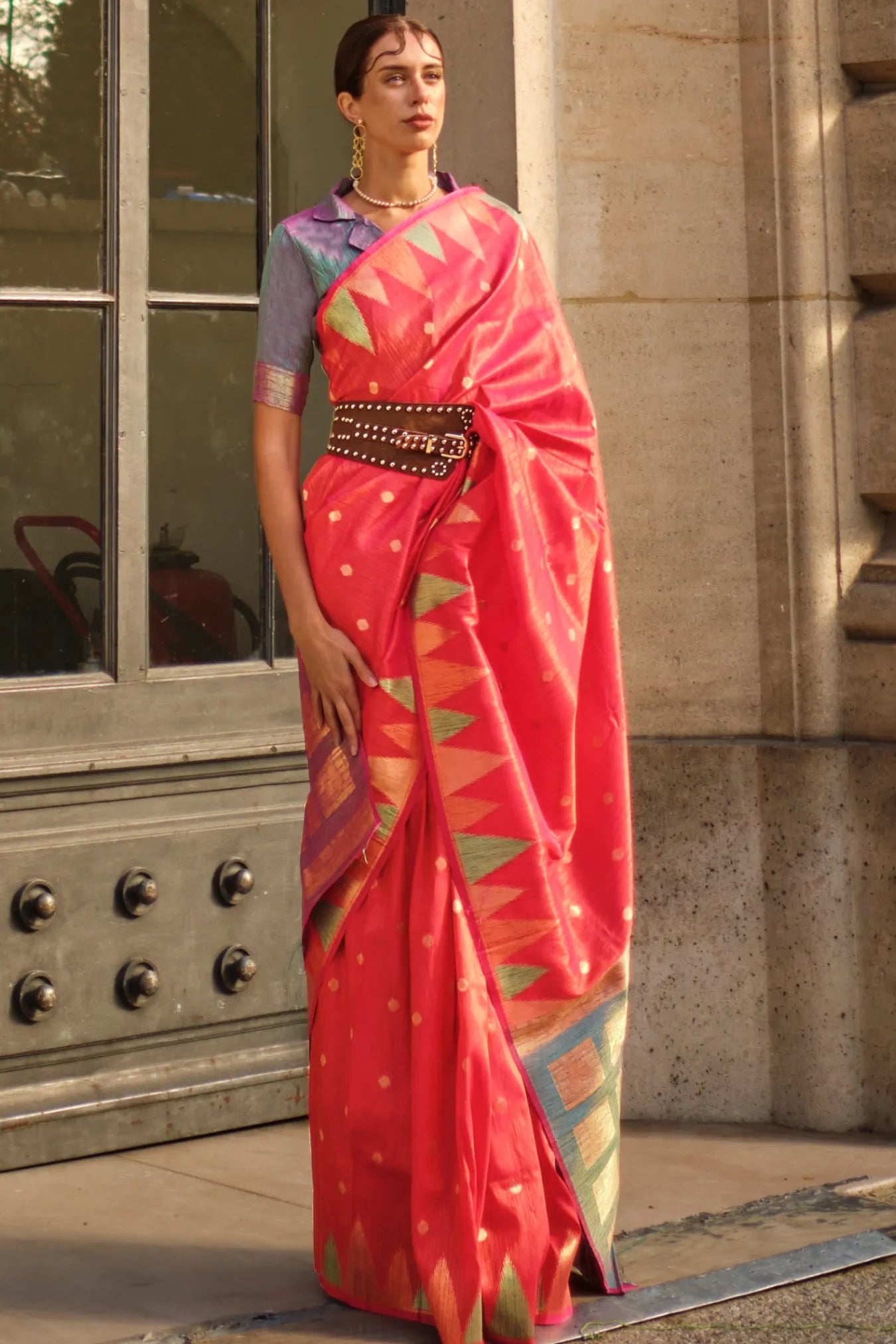 Pink Colour Zari Weaving Handloom Silk Saree