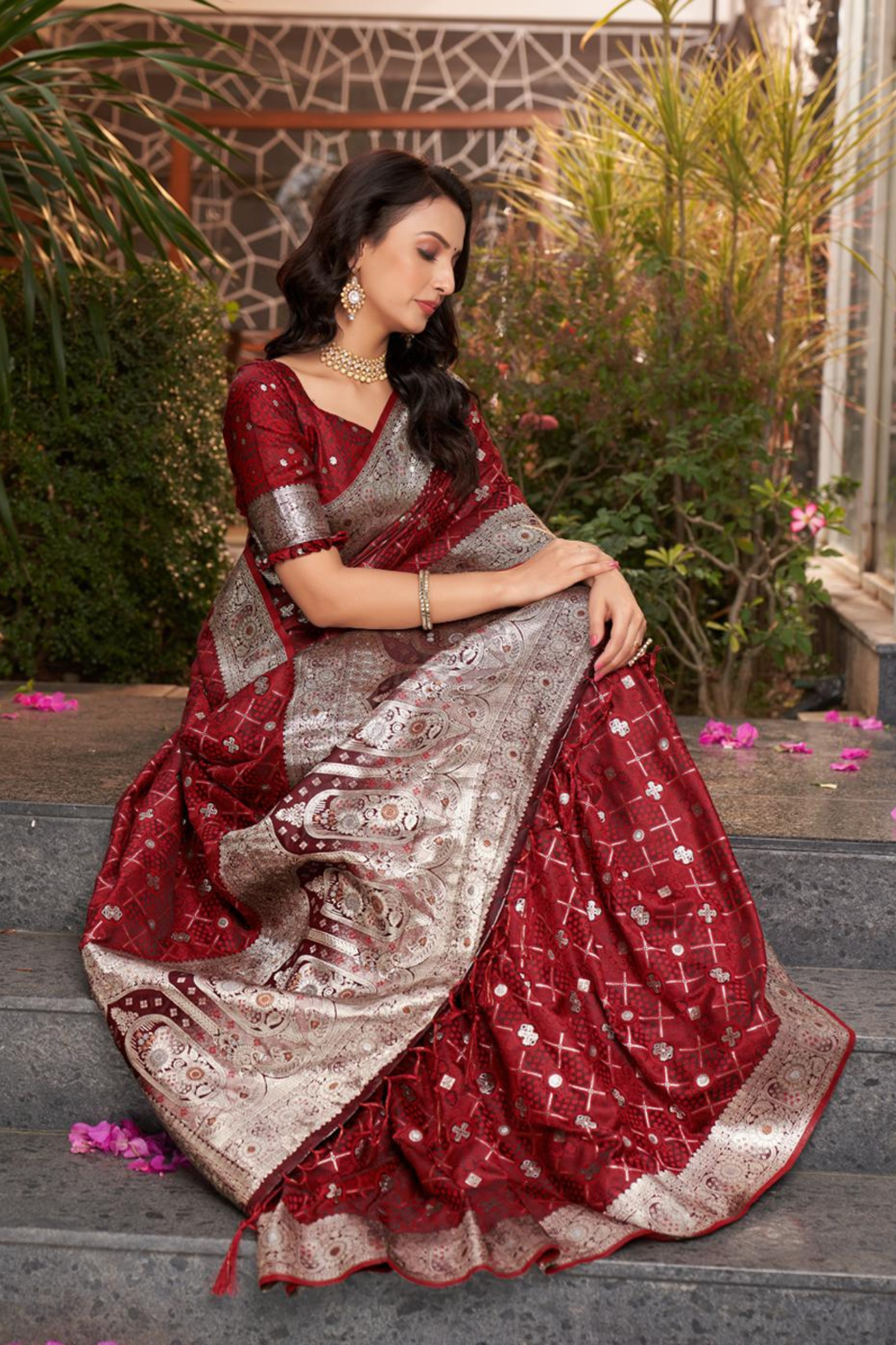 Red Colour Traditional Wedding Wear Kanjivaram Silk Saree 