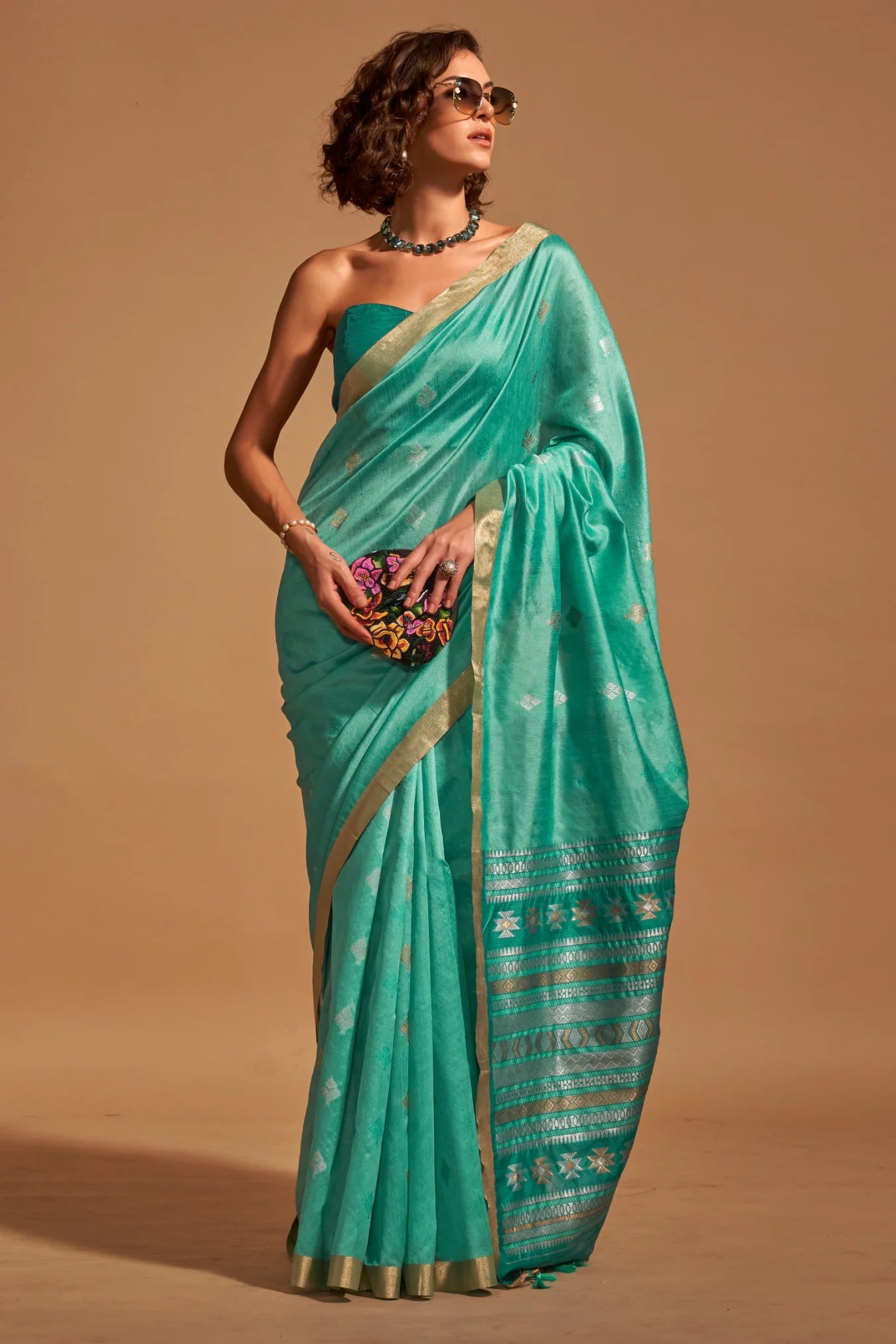 Sea Colour Green Handloom Woven Silk Saree