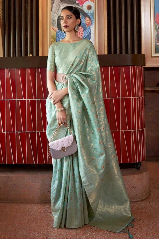 Green Colour Traditional Wedding Wear Lichi Silk Saree