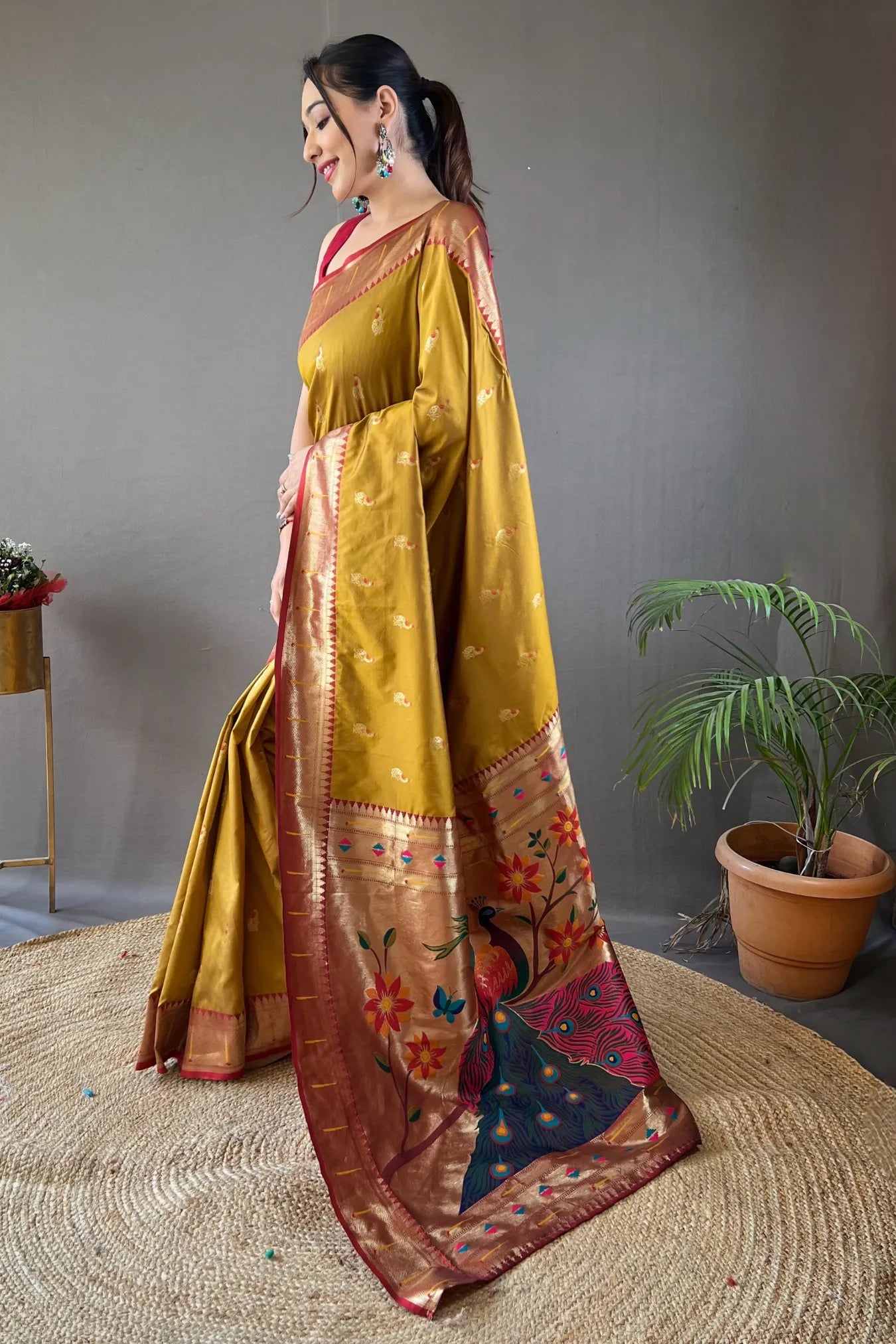 Yellow Colour Contrast Border Weaving Paithani Silk Saree