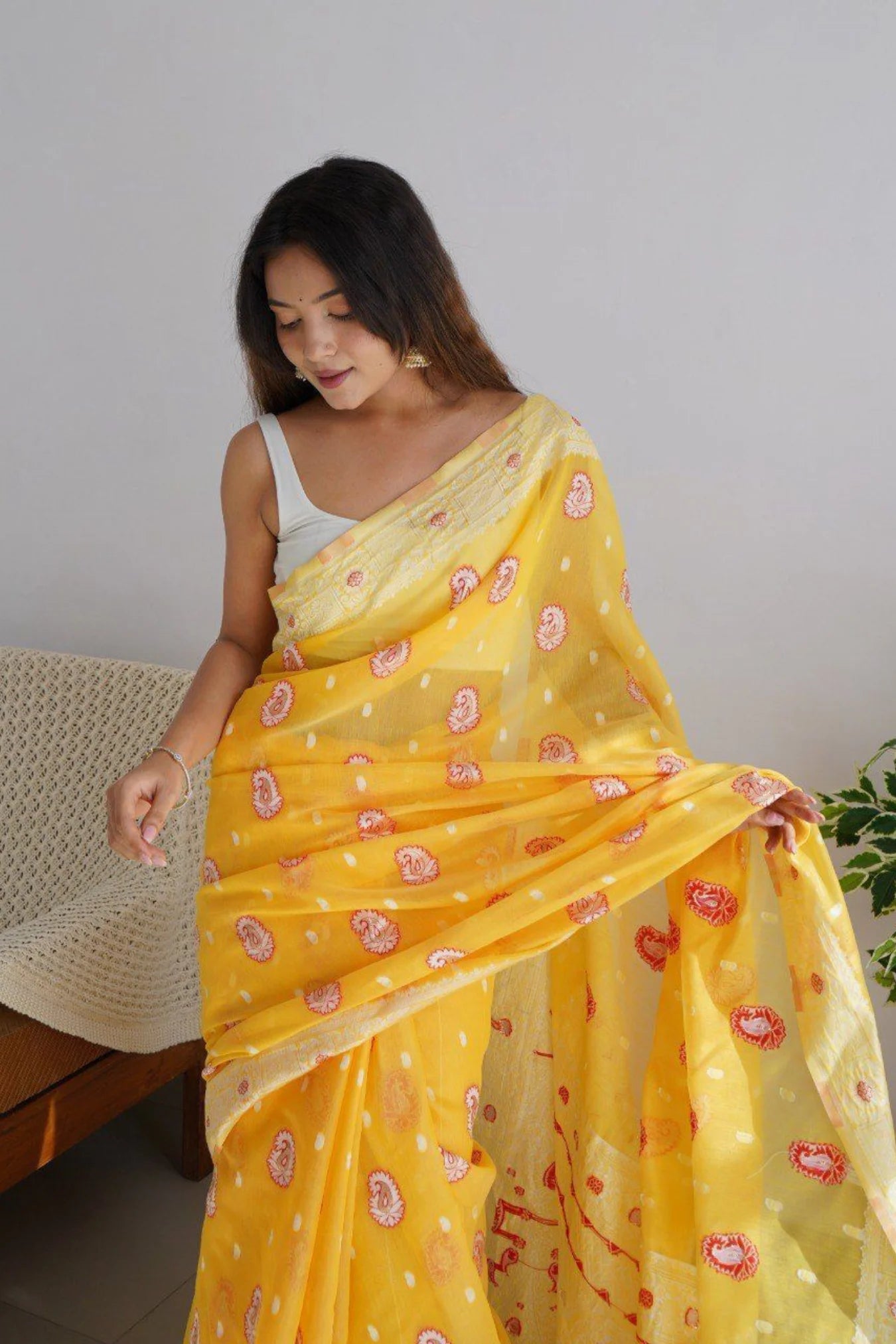 Yellow Colour Jacquard Woven Cotton Linen Silk Saree