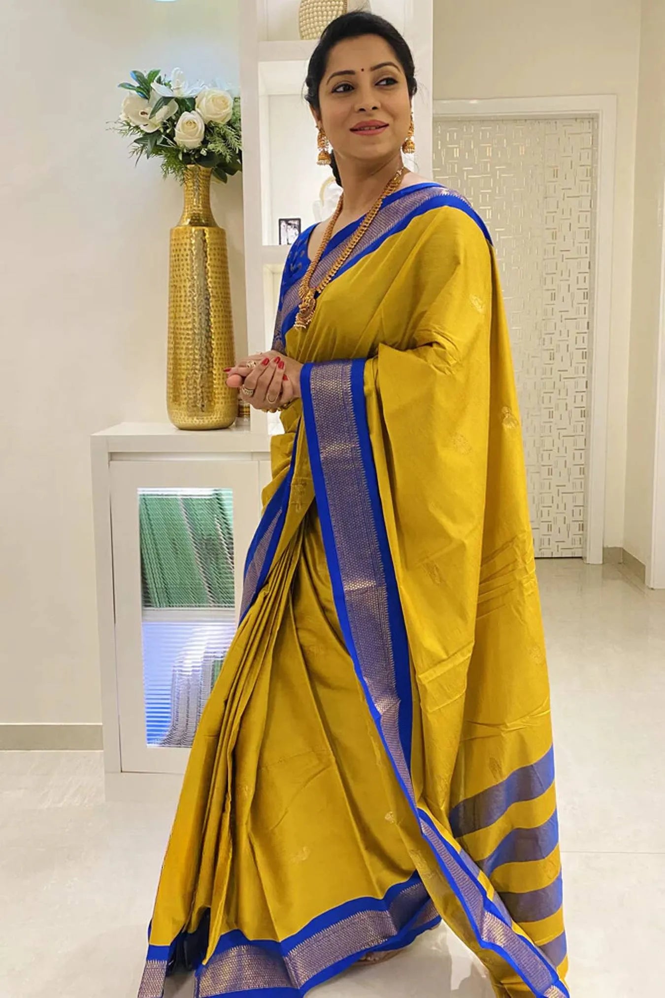 Yellow Colour Kanjivaram Silk Saree with Contrast Border