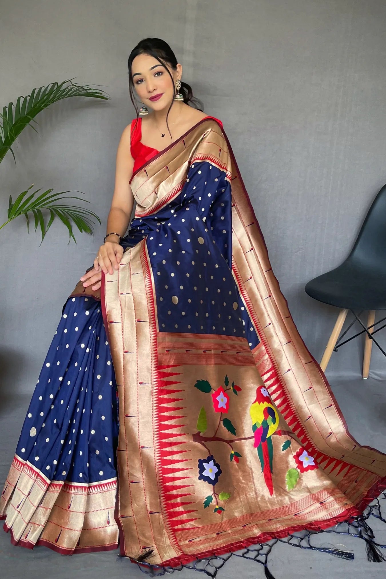 Dark Blue Colour Traditional Wear Paithani Silk Saree