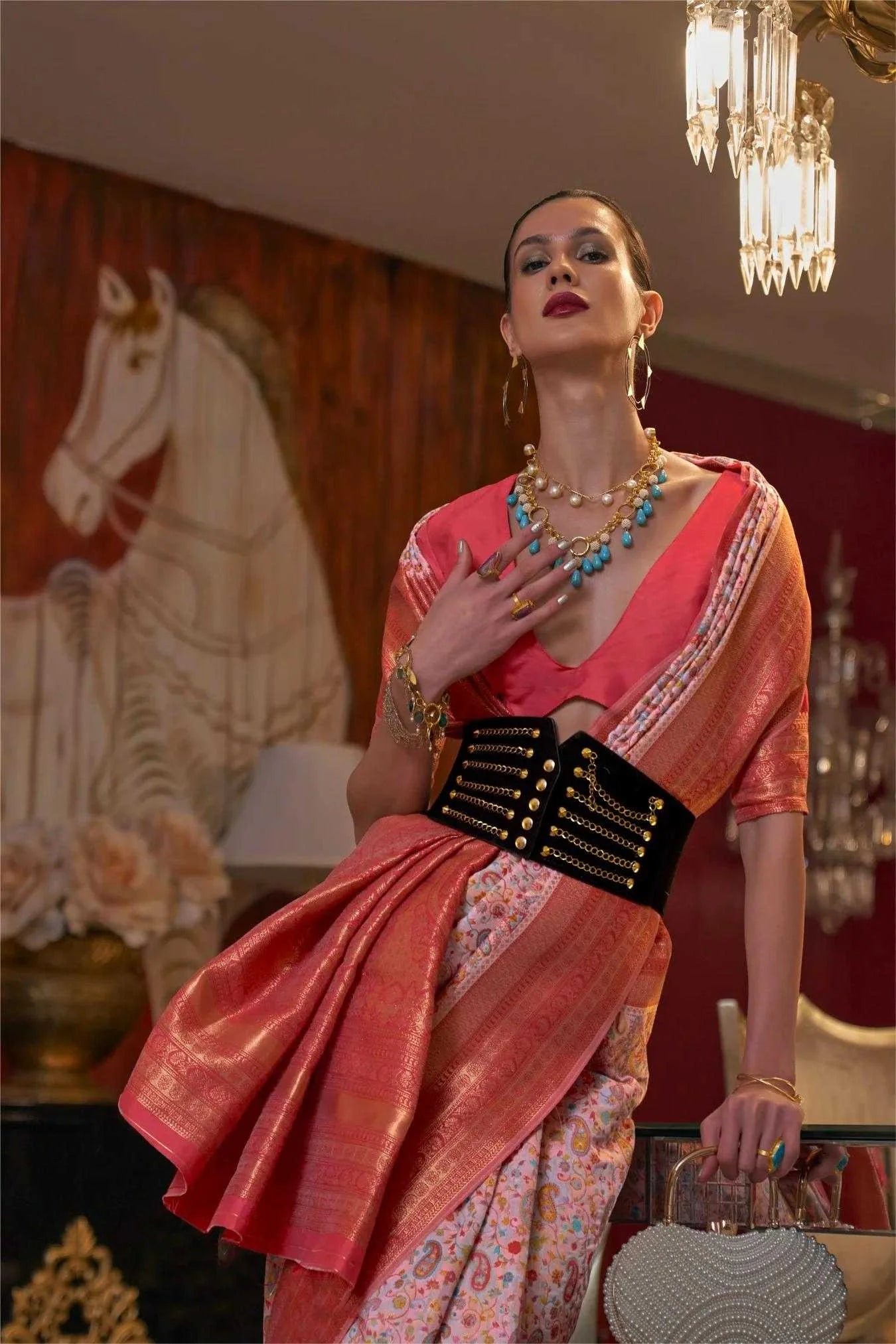 Light Pink Colour Traditional Handloom Weaving Soft Silk Saree