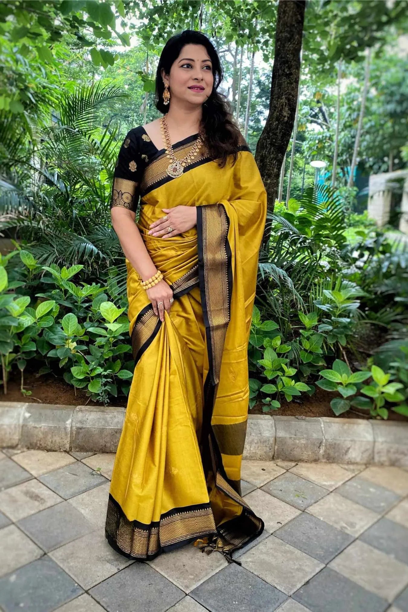 Yellow Colour Kanjivaram Silk Saree with Black Contrast Border